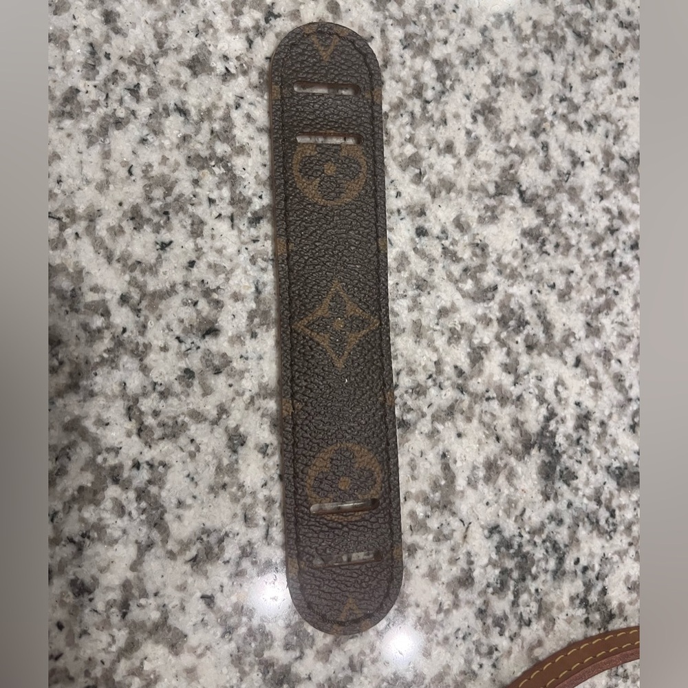Lous Vuitton Monogram Shoulder Pad